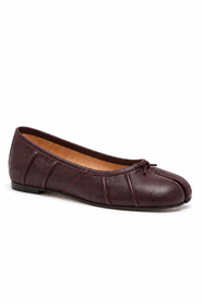 Nodoka Tabi Ballerina in Oxblood — side view