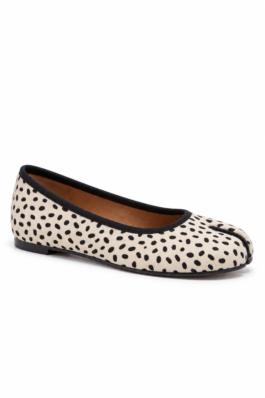 Tora Tabi Flat in Dalmatian — side view